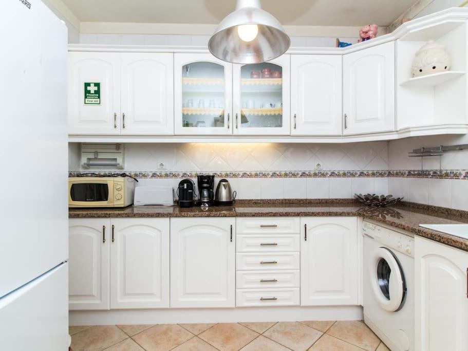 Villa Jóia da Galé by Stay-ici, Algarve Holiday Rental Albufeira Extérieur photo