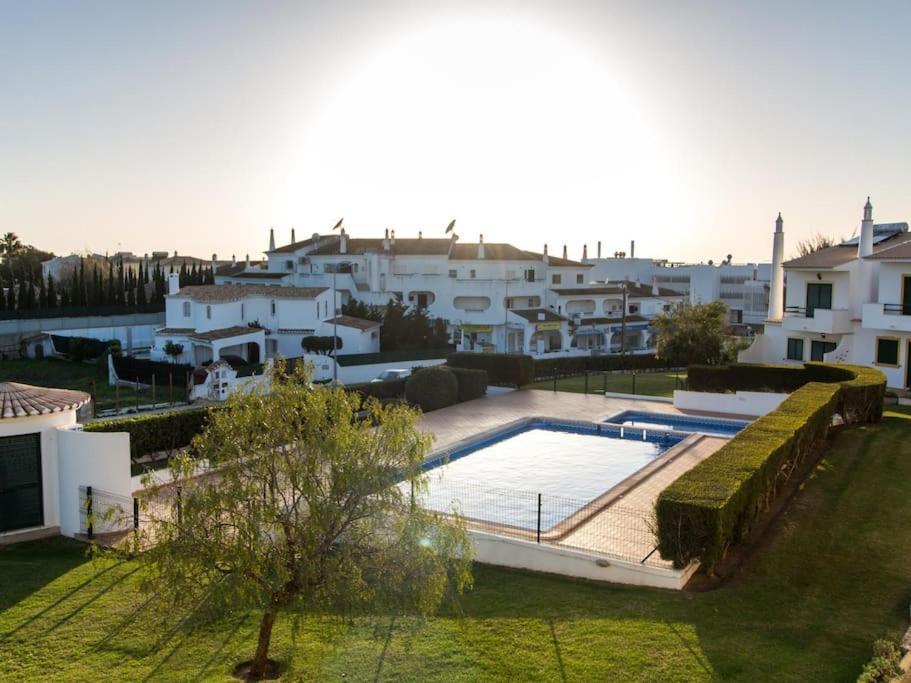 Villa Jóia da Galé by Stay-ici, Algarve Holiday Rental Albufeira Extérieur photo
