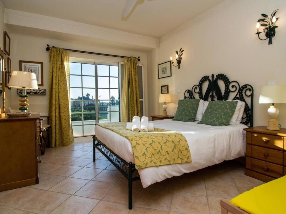 Villa Jóia da Galé by Stay-ici, Algarve Holiday Rental Albufeira Extérieur photo